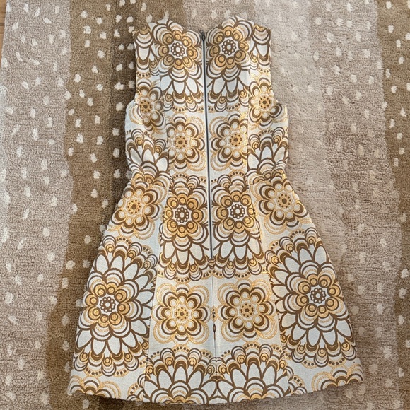 Alice + Olivia - Floral Patterned Sleeveless Dress - Picture 3 of 4